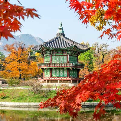Where to travel in autumn