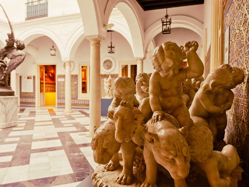 Seville one day itinerary Casa Fabiola Museum
