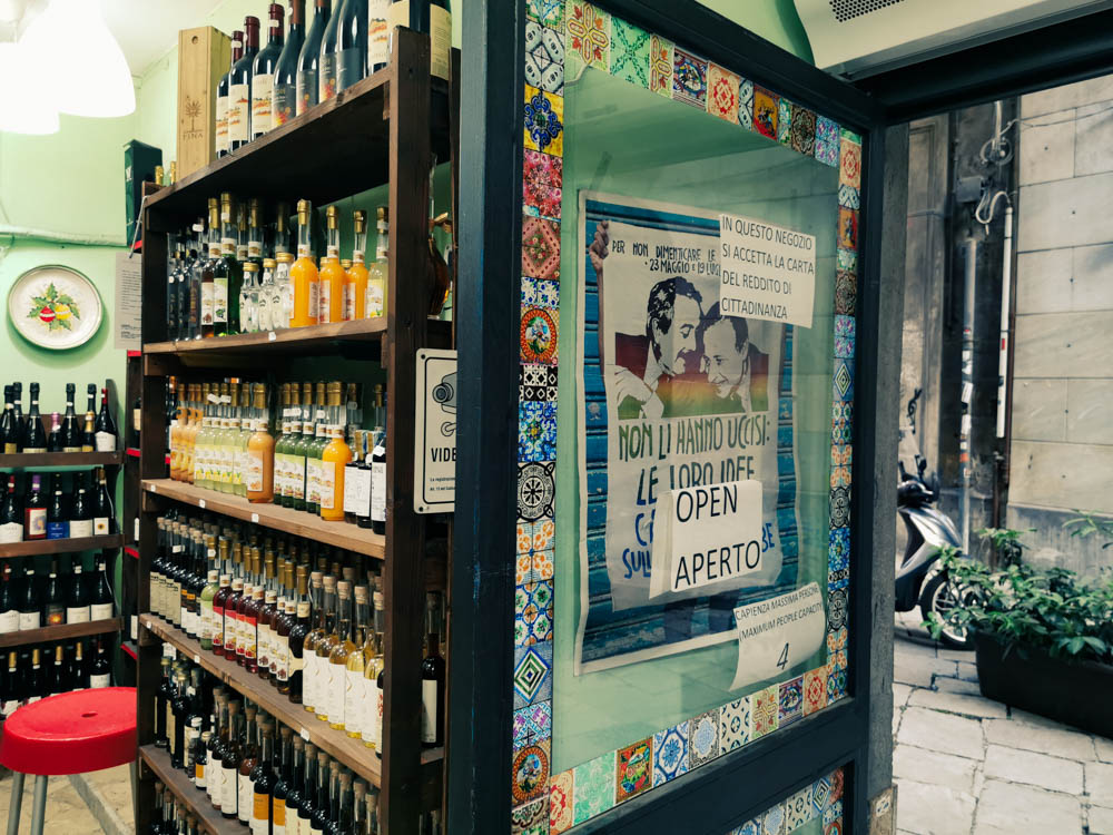 Italian souvenirs store in Palermo