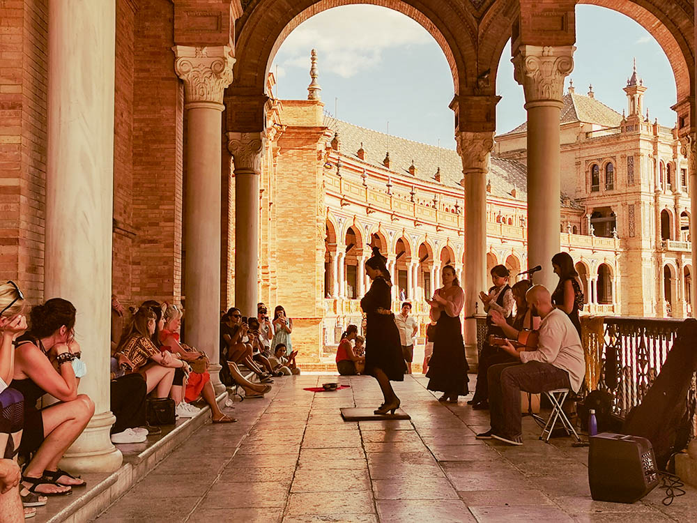 Flamenco show in Plaza España Sevilla