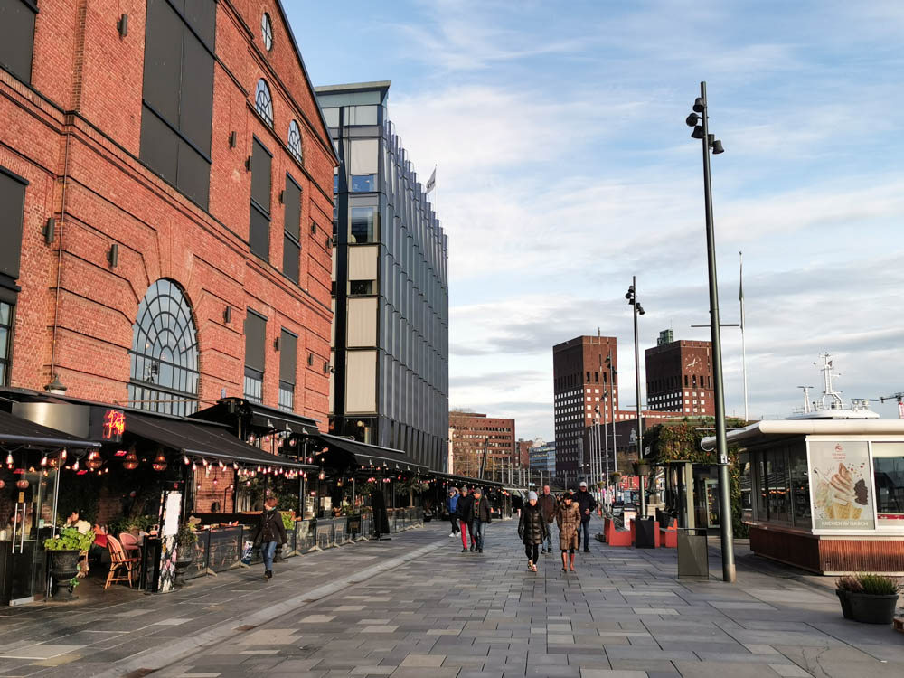 Aker Brygge promenade in Oslo harbour