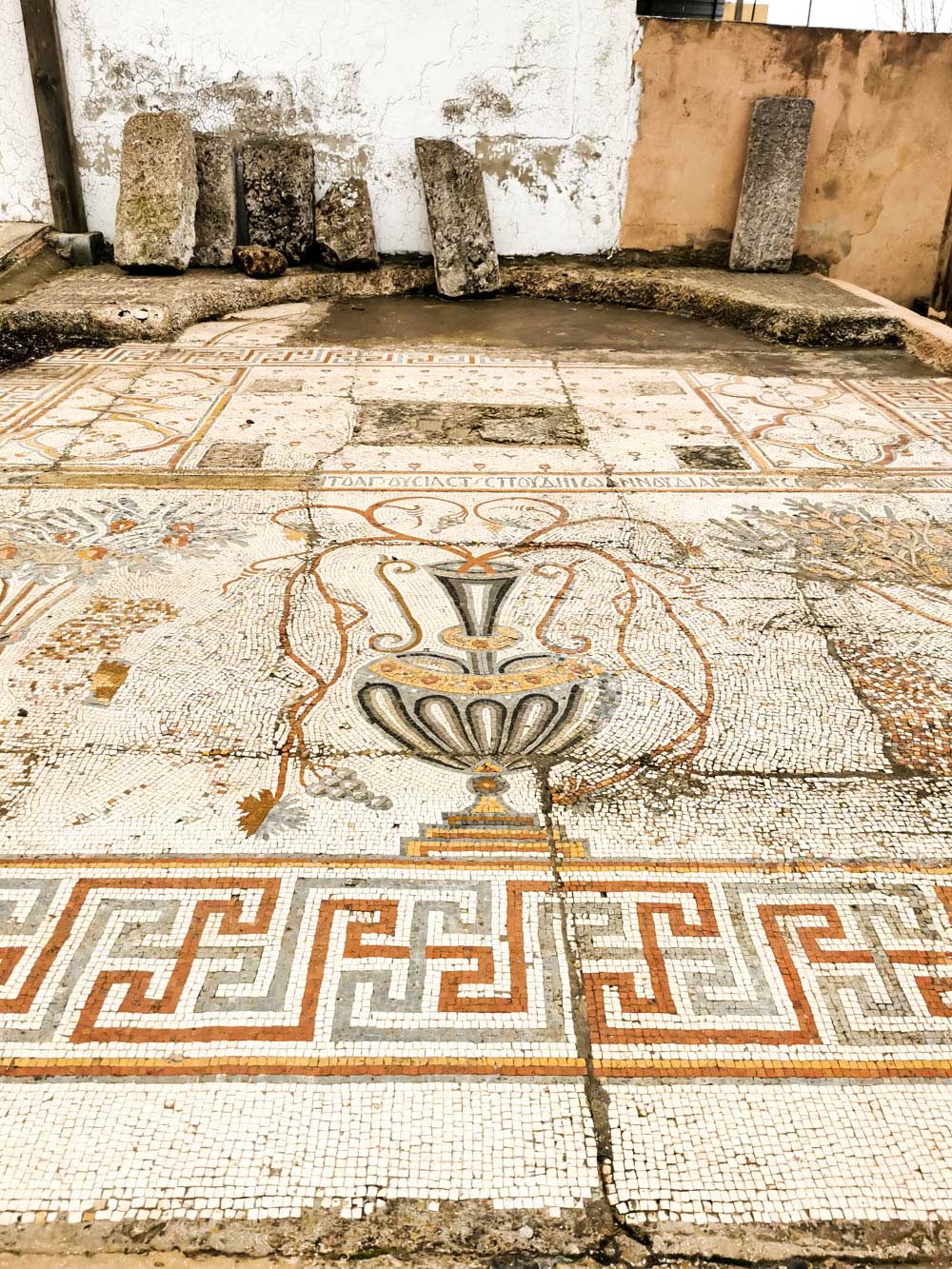 Madaba-Archeological-Museum-Amphora-Byzantine-Mosaic