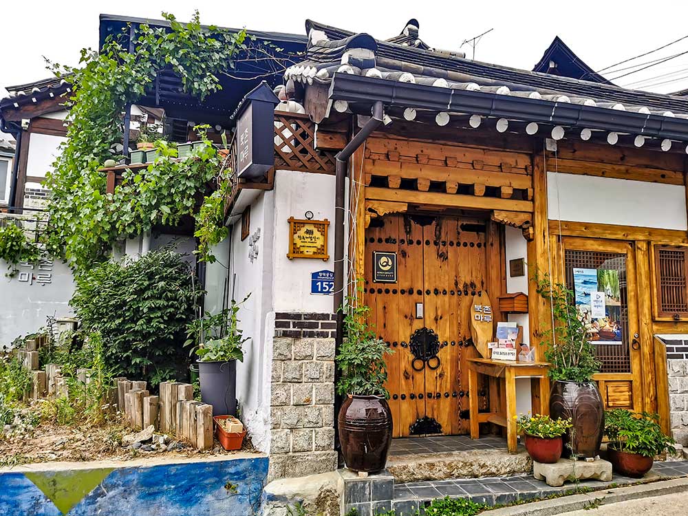 Hanok Stay in Bukchon Hanok Village in Seoul