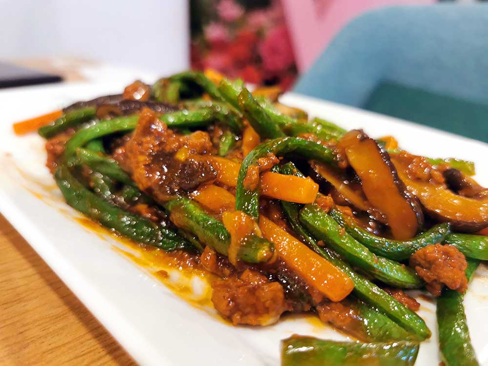 Jade Saigon Sauteed Green Beans with Beef