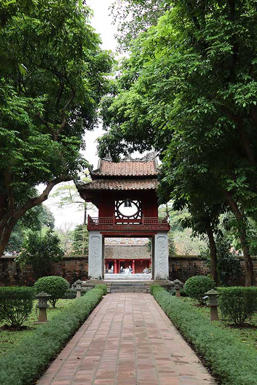 Templec of Literature in Hanoi - A Buddhist gate