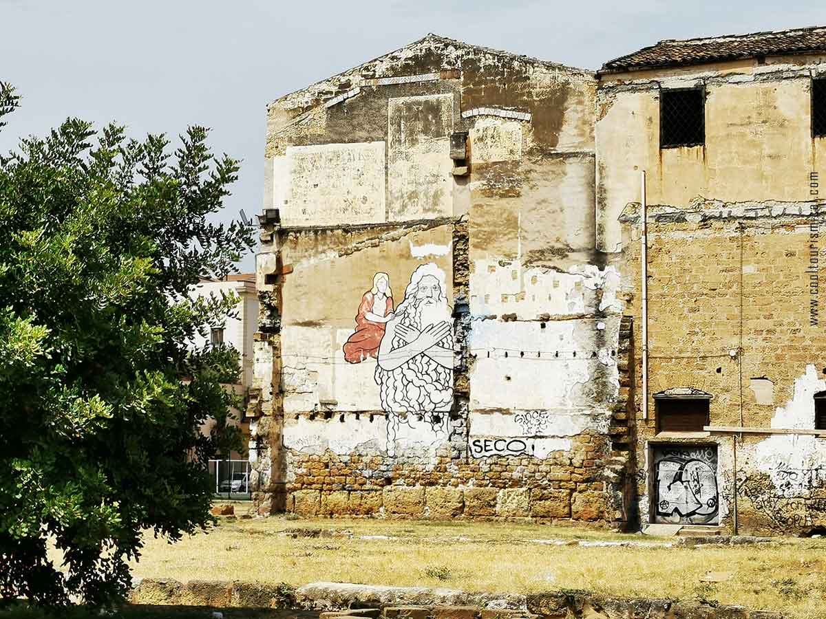 Street Art in Piazza Maggione, Kalsa District