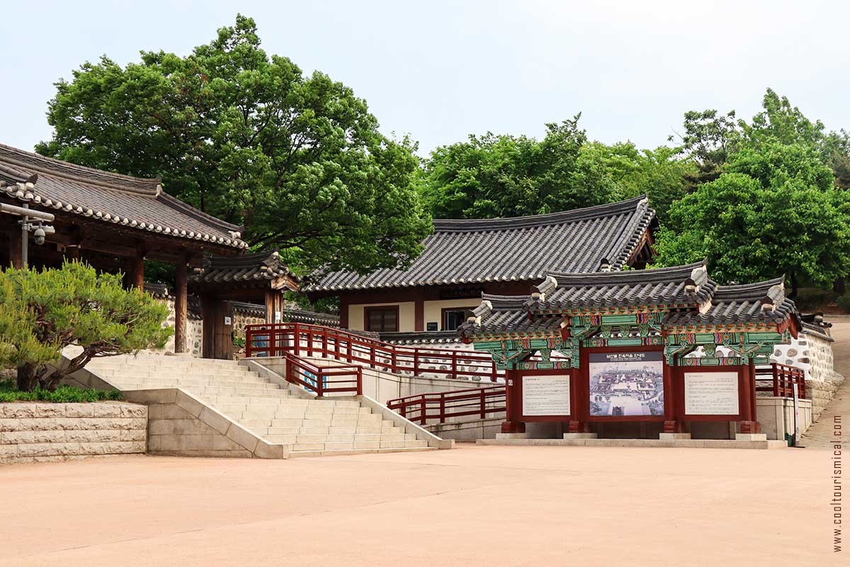 Namsangol Village Seoul