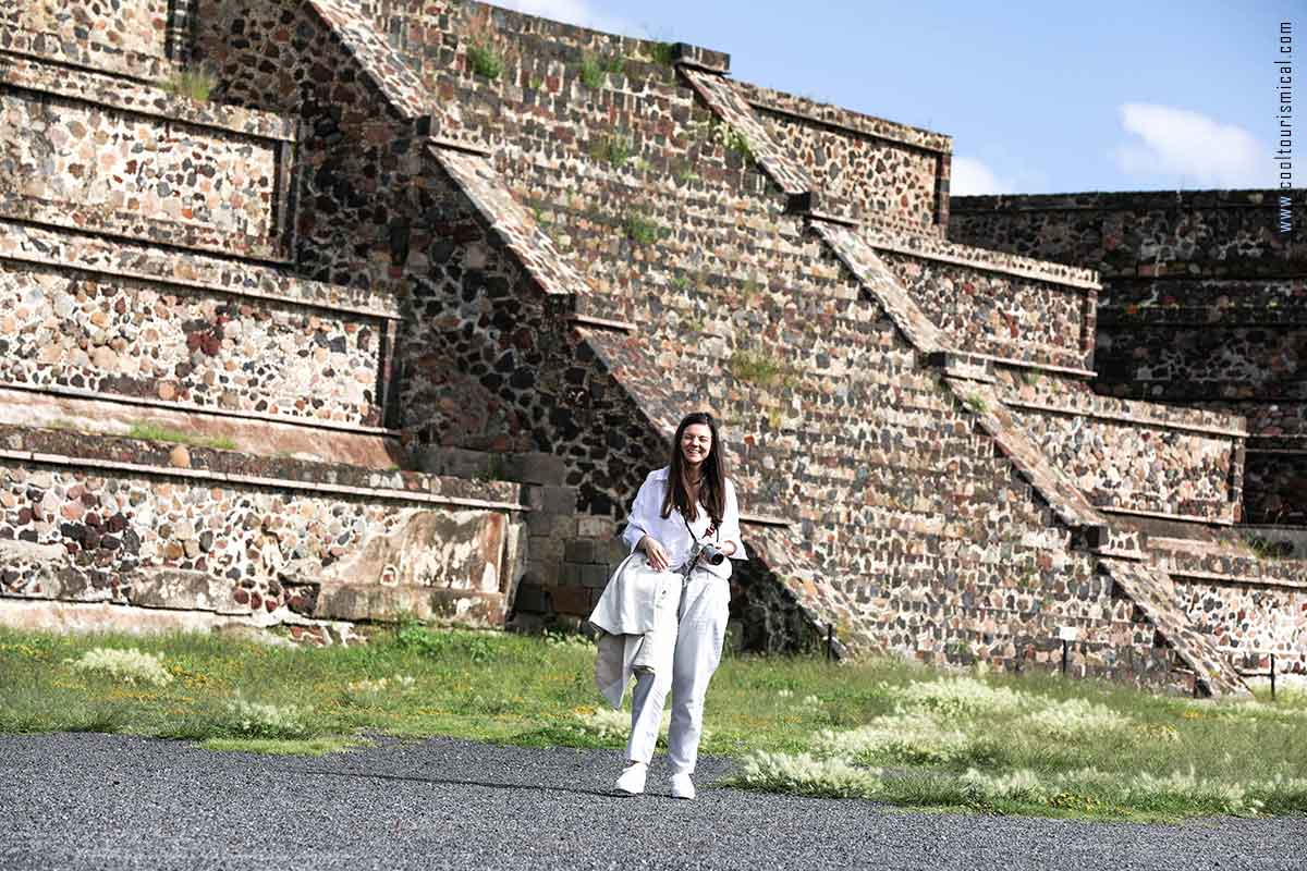 Visiting Teotihuacan Pyramids, Mexico City on Mondays