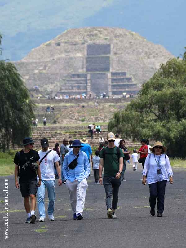 When to visit Teotihuacan pyramids in Mexico