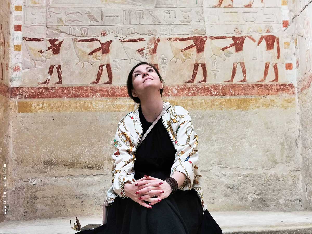 How to visit Saqqara Egypt -Inside the Tomb of Princess Sesheshet Idut, 6th dynasty. ca. 2330 BCE; Saqqara
