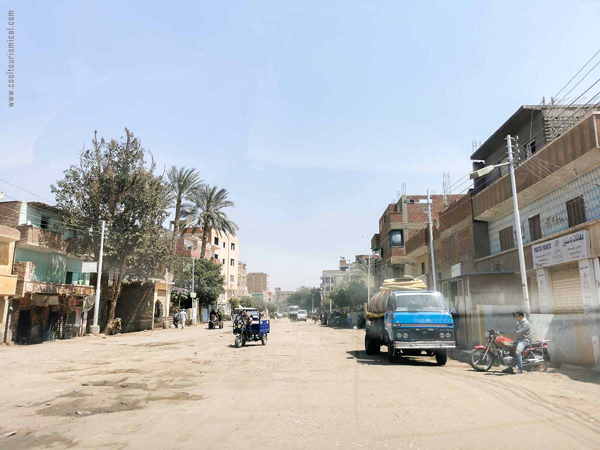 Mit Rahina Village, Getting to Memphis Egypt